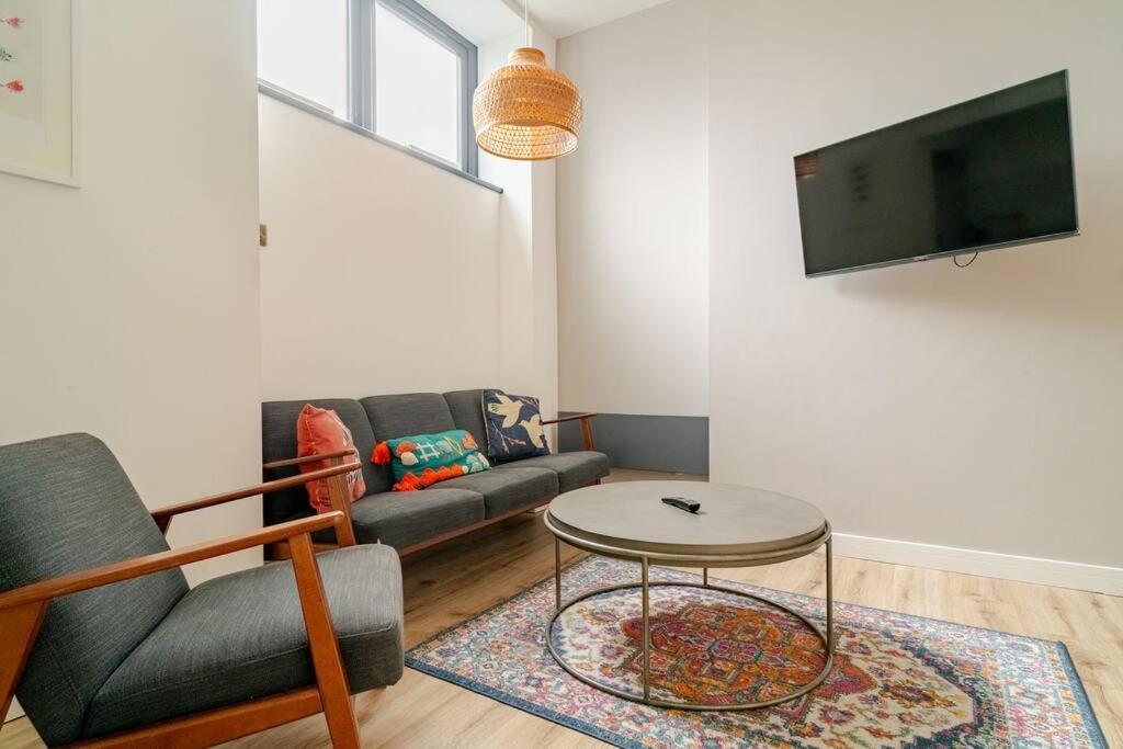 Stunning 2 Bed Apartment, Heart Of The Barbican Plymouth Exterior photo